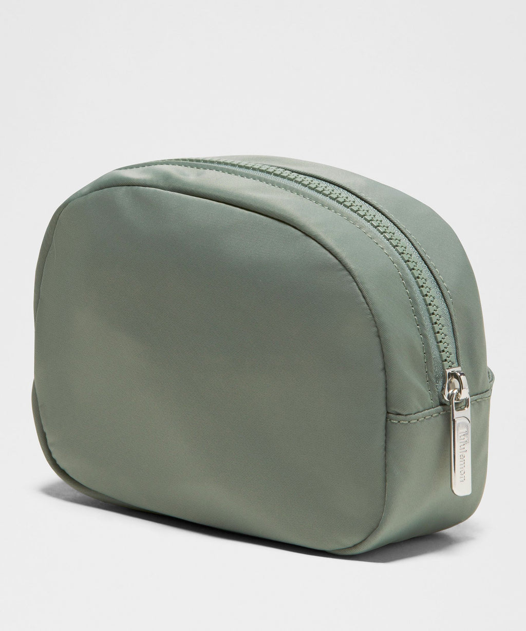 City Essentials PouchMini 2L
