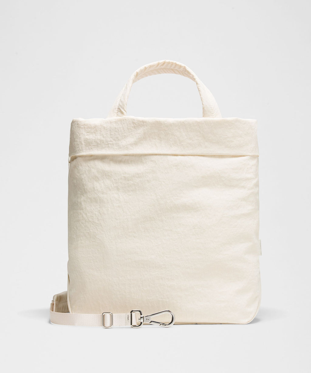 On My Level Tote Bag 20L