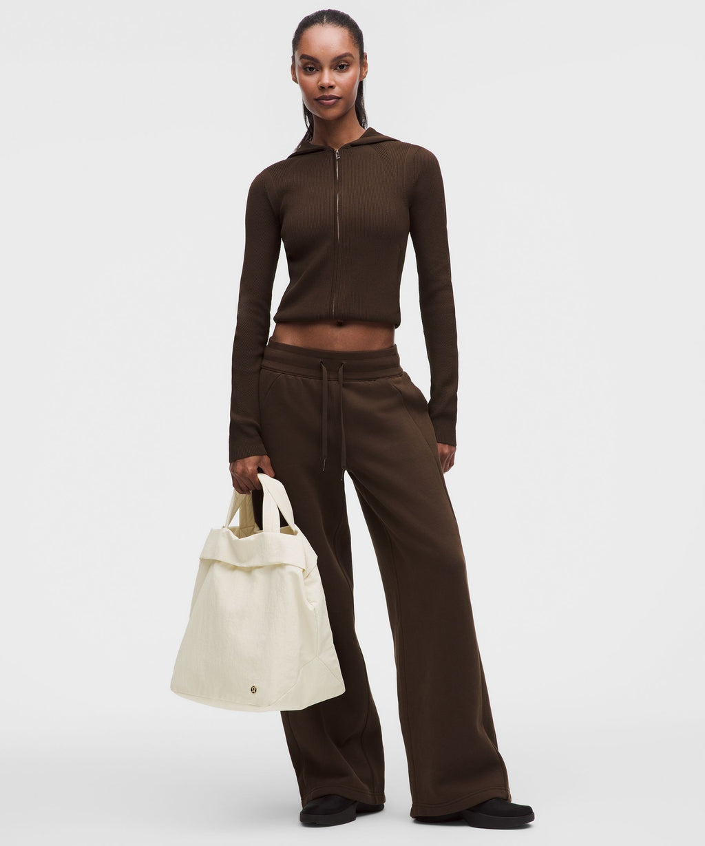 On My Level Tote Bag 20L