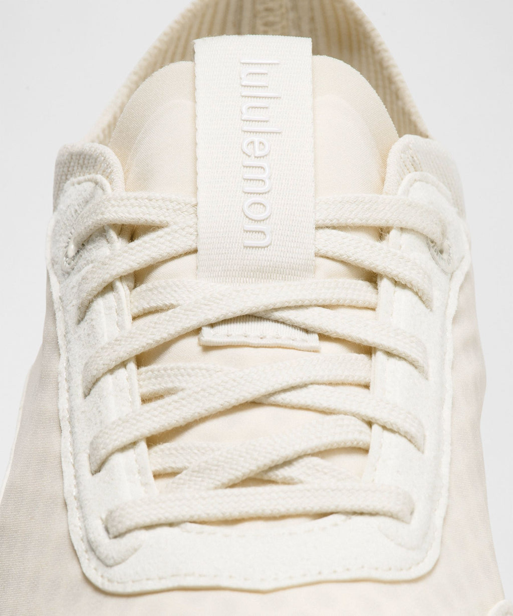Women's CrossCity Sneaker
