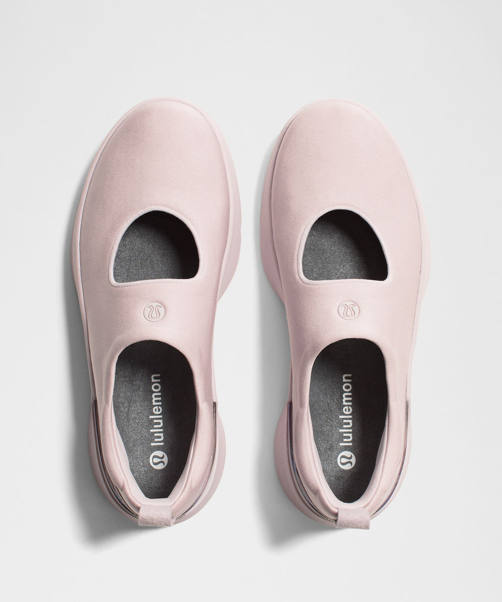 Women's Mary Train Sneaker